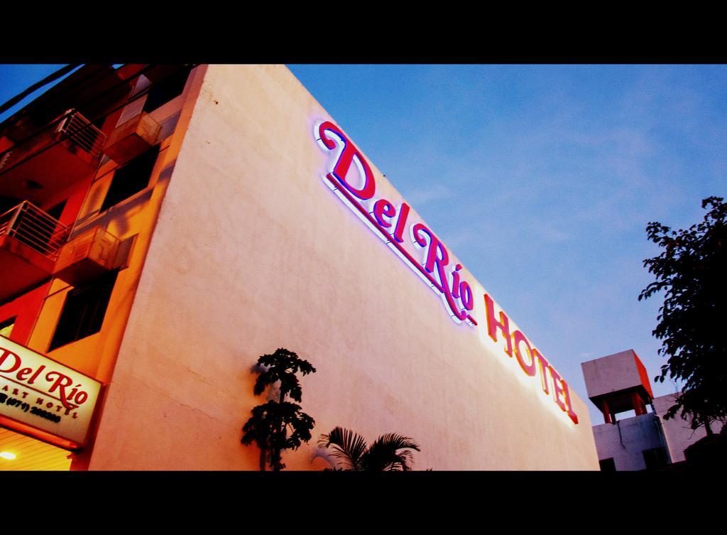 Del Rio Apart Hotel Encarnación Exteriér fotografie